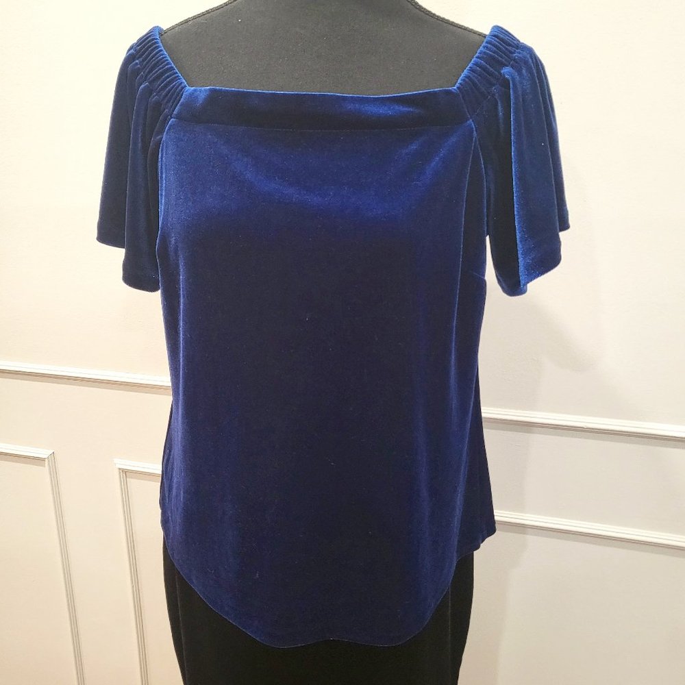 White House Black Market Top, Blue, Size S